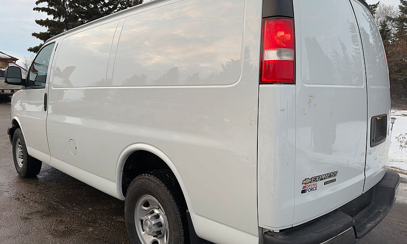 2016 Chevrolet Expre...