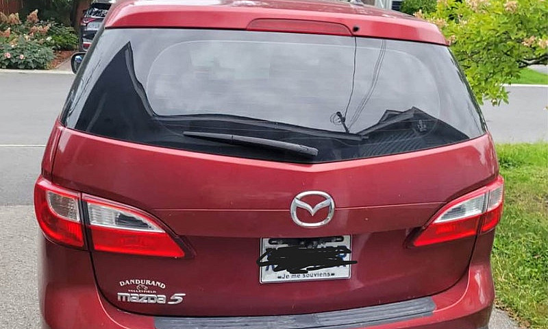 2014 Mazda Mazda5...