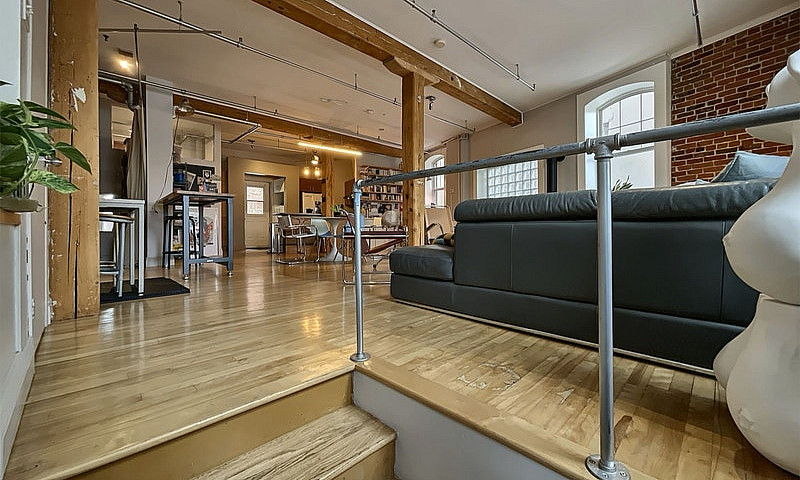 Grand Loft À Louer D...