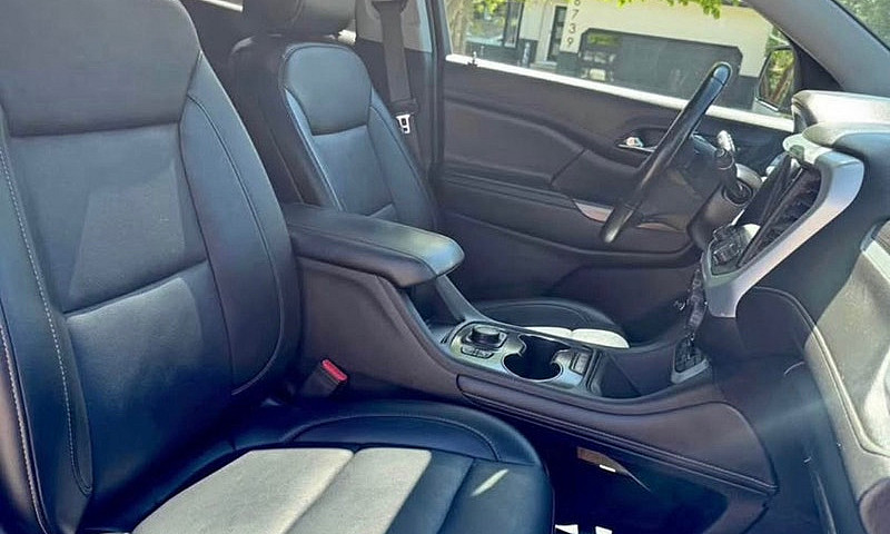 2021 Gmc Acadia Slt...