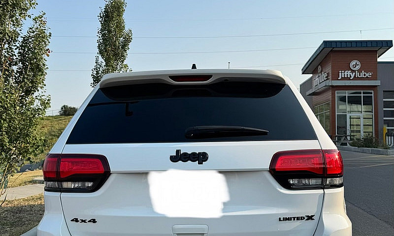  Jeep Grand Cherokee...