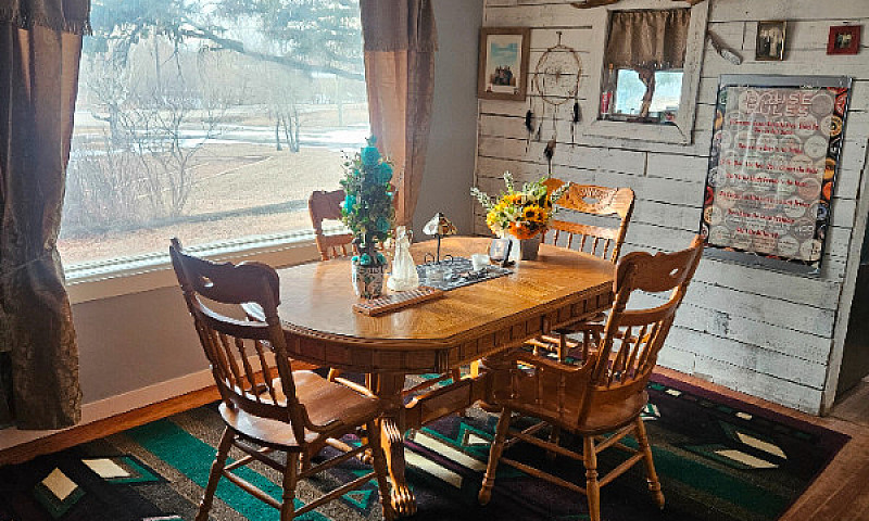2 Bedroom 1 Bath Hou...