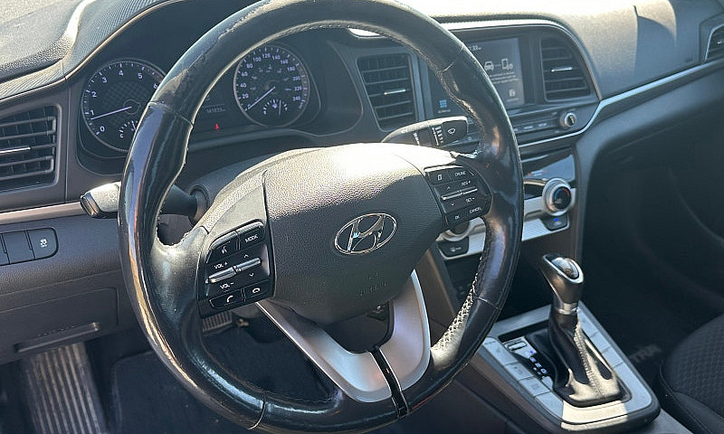 2020 Hyundai Elantra...