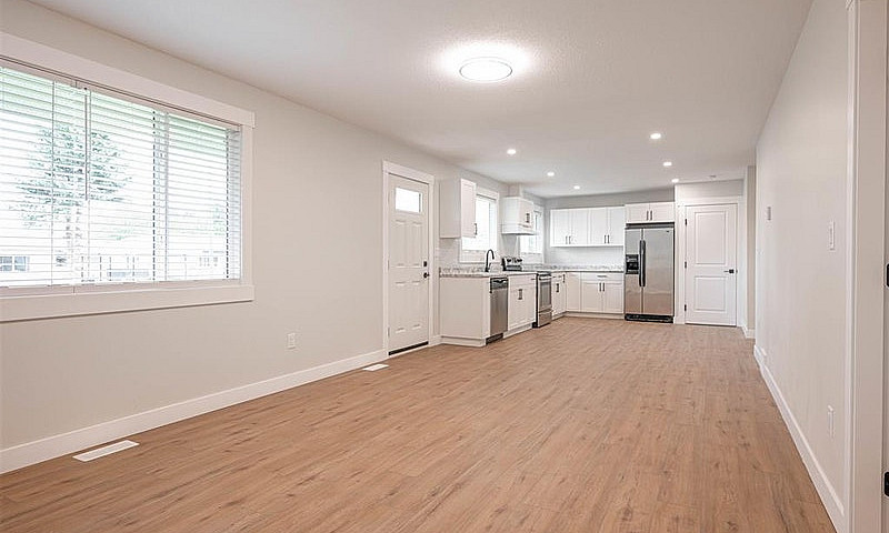 3-Bedroom Main Floor...