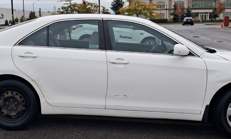 Toyota Camry 2010...