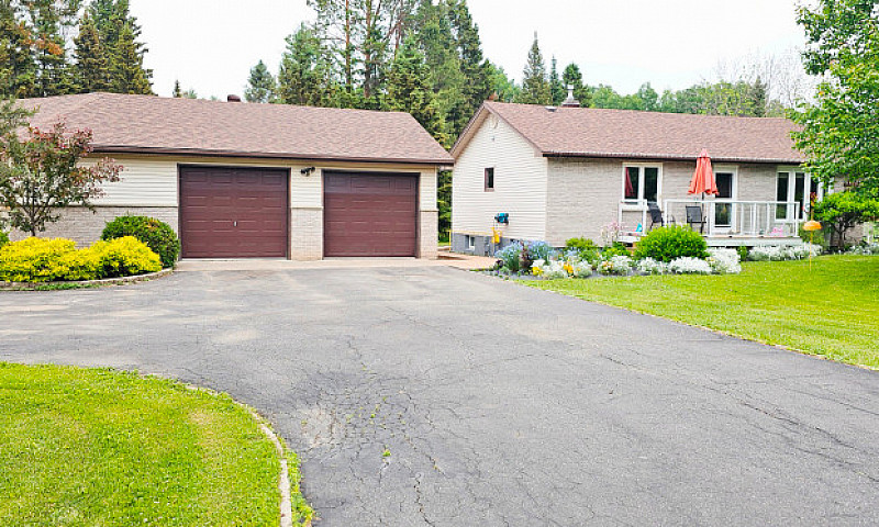 2090 Riverdale Rd - ...