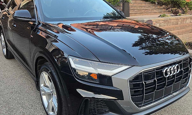 Audi Q8 Quattro S-Li...