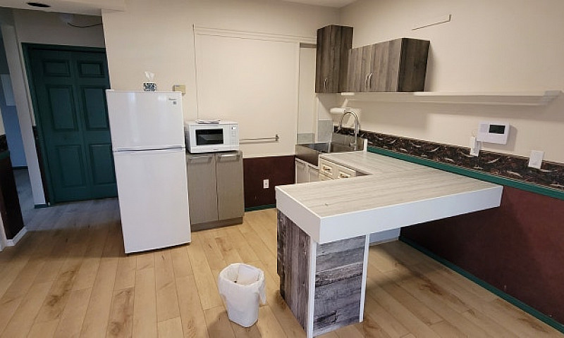 1 Bedroom Bungalow F...