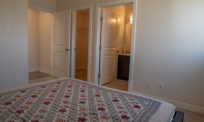 Beautiful 2-Bedroom,...