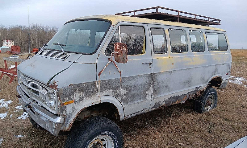 Dodge 74 Tradesman...