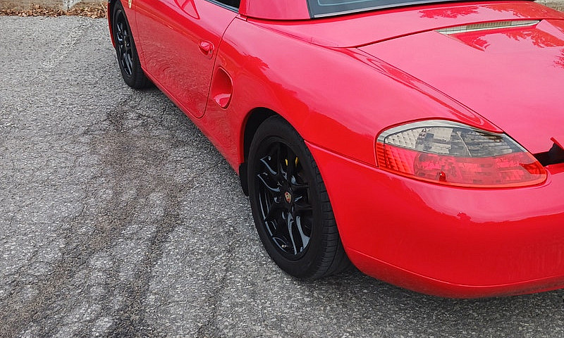 Porsche Boxster 2000...