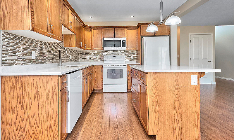 Immaculate 4 Bedroom...