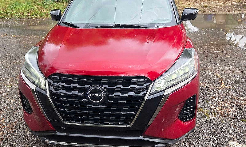 2023 Nissan Kicks Sr...