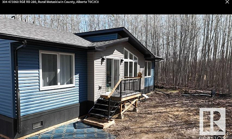 House, 1.64 Acre, Mu...