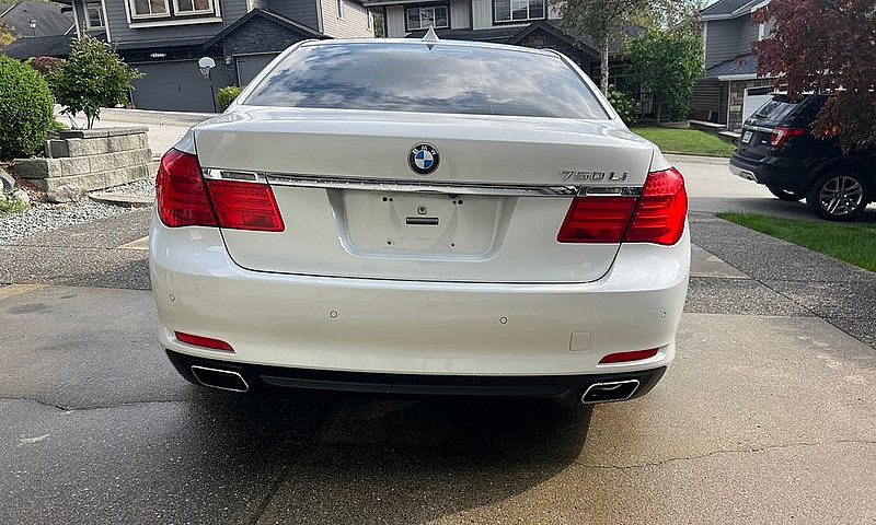 Bmw 7-Series...