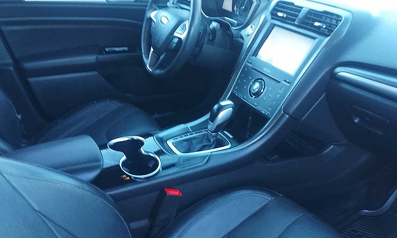 2014 Ford Fusion Tit...