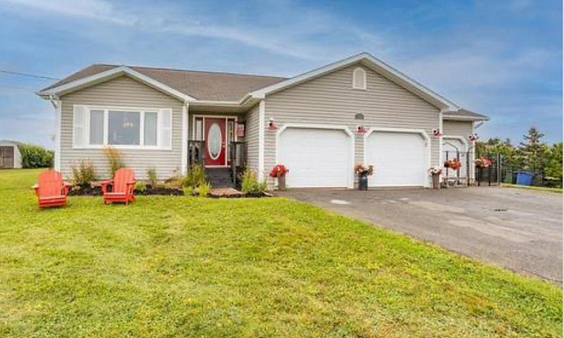 Home For Sale - Beau...