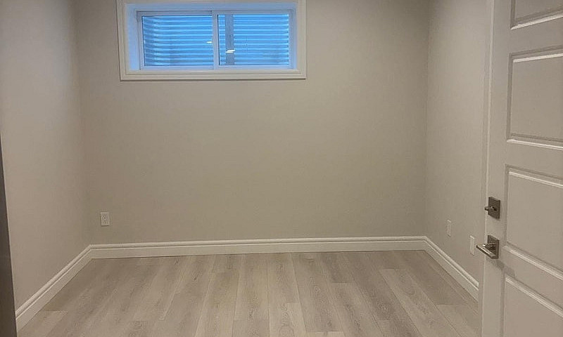 Beautiful 1 Bedroom ...