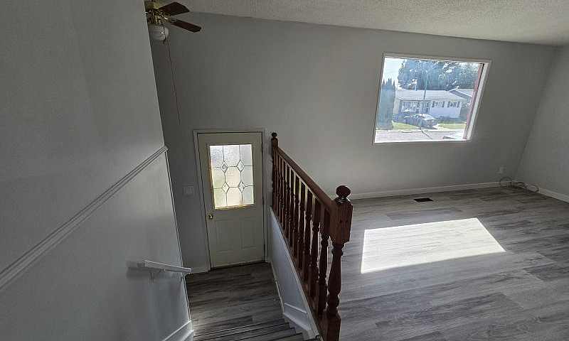  4 Bedrooms • 2 Bath...
