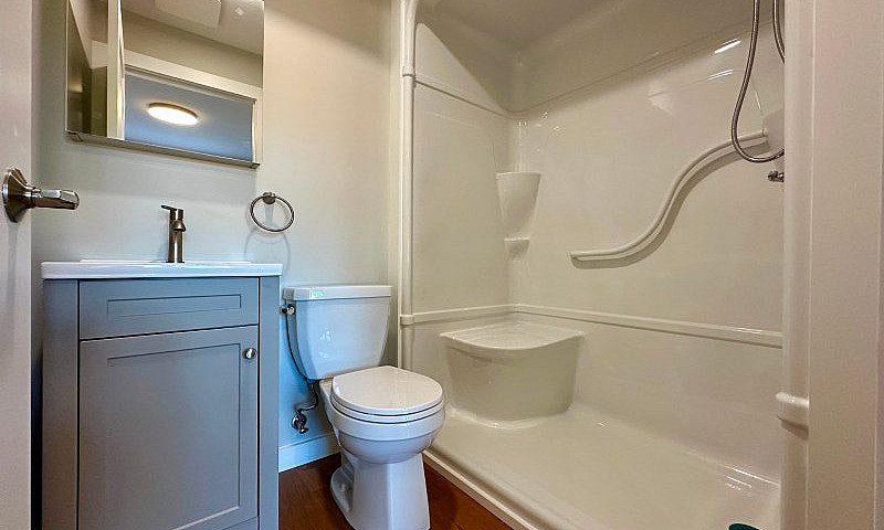 Brand-New 2 Bed | 2 ...