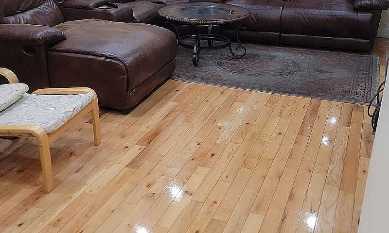 Brampton Room For Re...