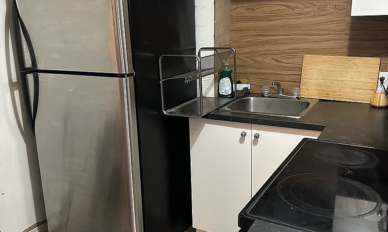 2 Bedroom Basement F...