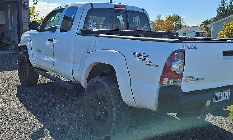 2010 Toyota Tacoma ...