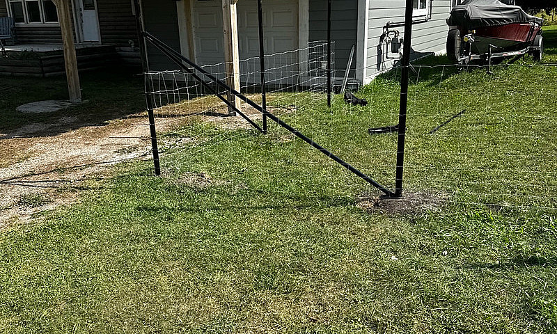 House For Sale Or Re...