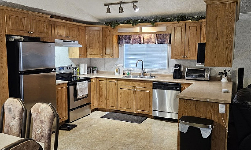 3 Beds 2 Baths - Mod...