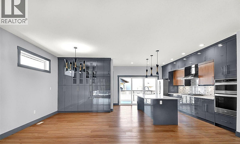 4 Beds 3 Baths - Hou...