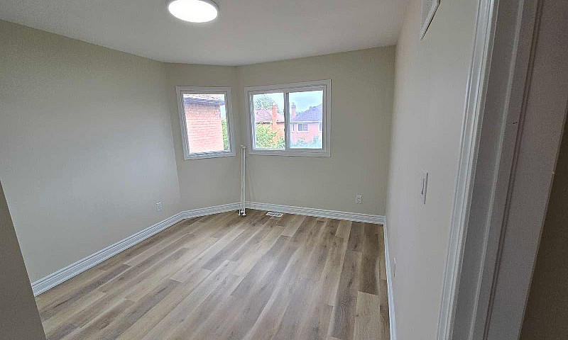 5 Bed 3 Full Bath Ho...