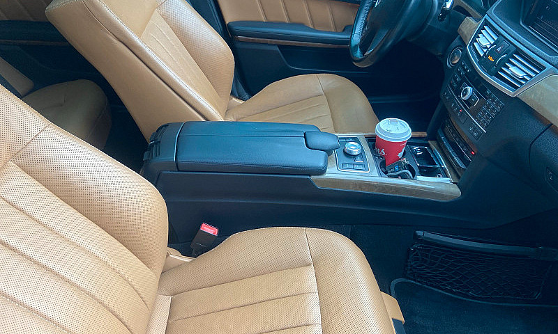 Mercedes E550 4 Mati...