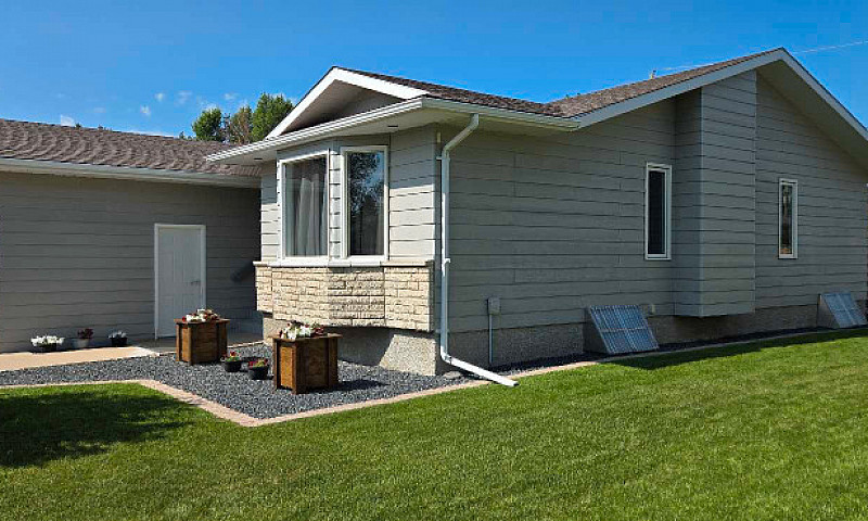 House For Sale ...
