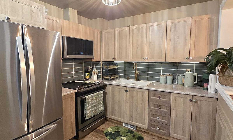 West Edmonton 3 Bed ...