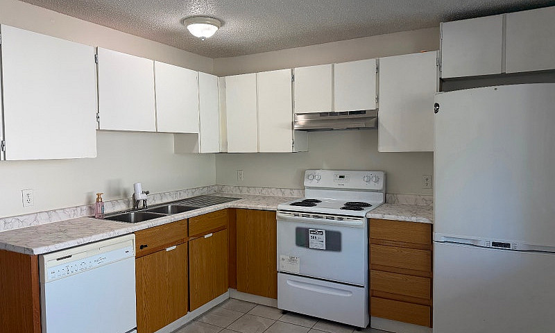 3 Bedroom Townhouse ...