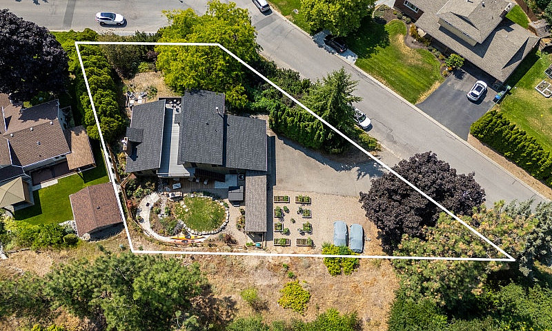 4 Bed West Coast Con...