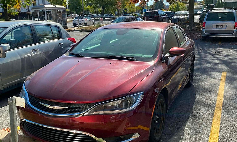 Chrysler 200, 83 000...