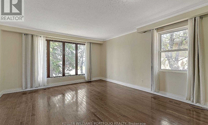 3 Beds And 1 Bath - ...