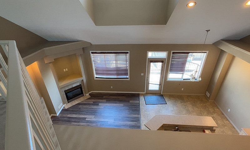 Spacious 1600+ Sq Ft...