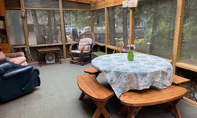 Cabin 4Season Furnis...