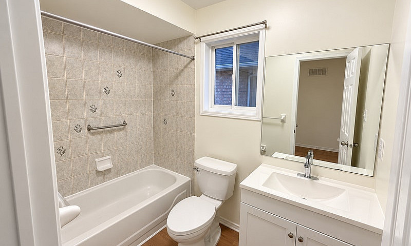 3 Bed 2 Bath Home Fo...
