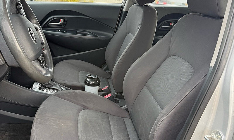 2015 Kia Rio...
