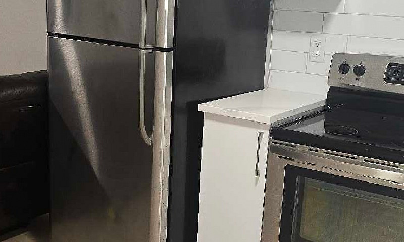 2 Bedroom Basement S...