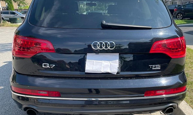 2014 Audi Q7...