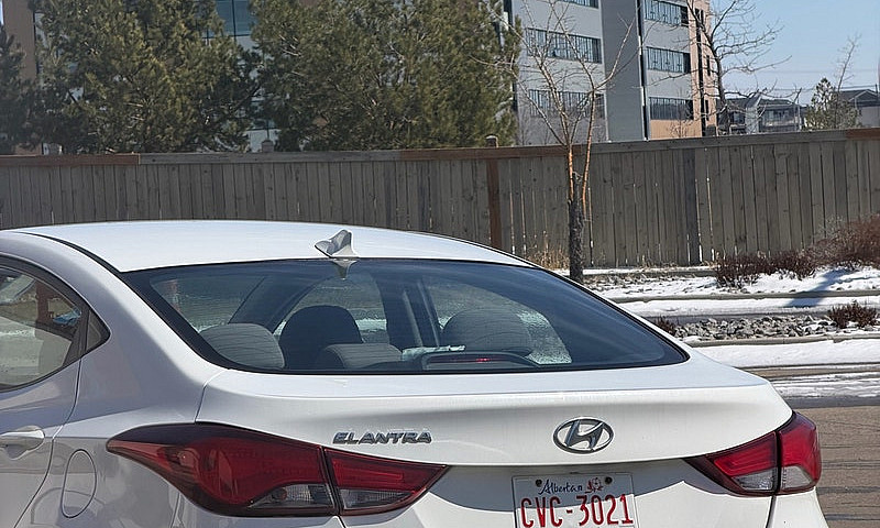 2014 Hyundai Elantra...