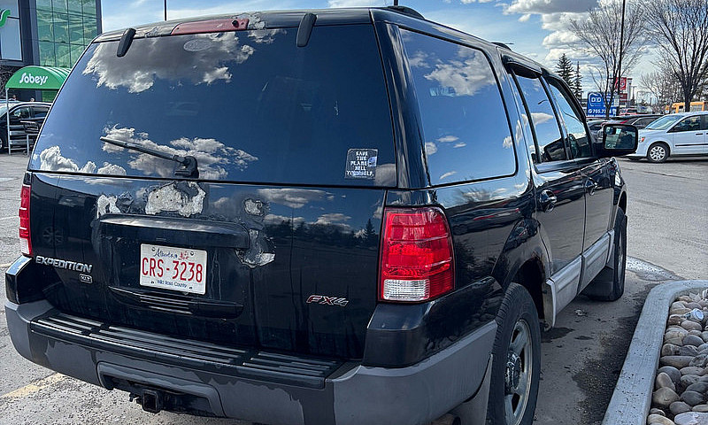 2003 Ford Expedition...