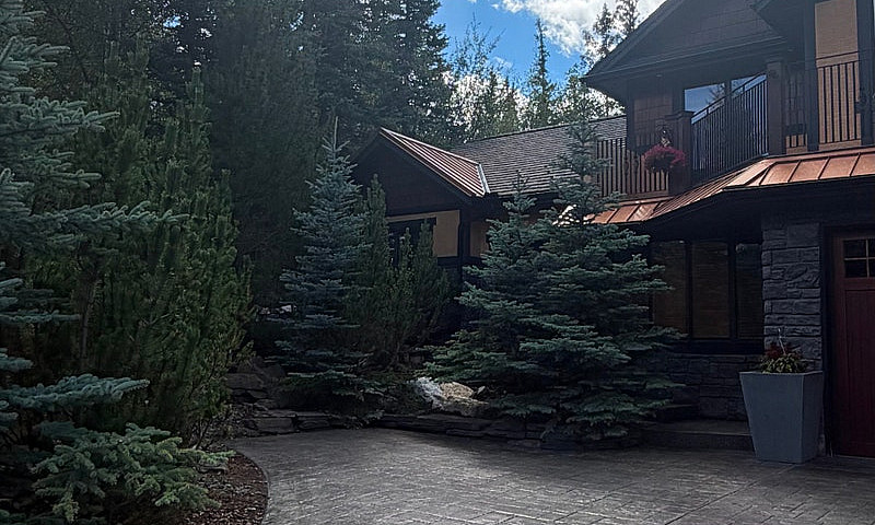 Three Sisters Rental...