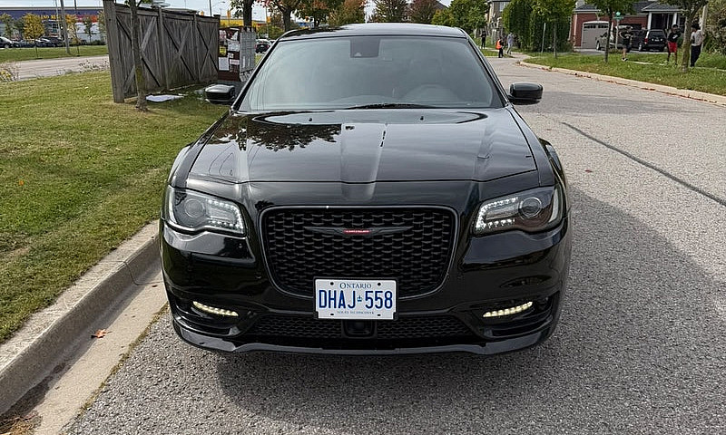2023 Chrysler 300...