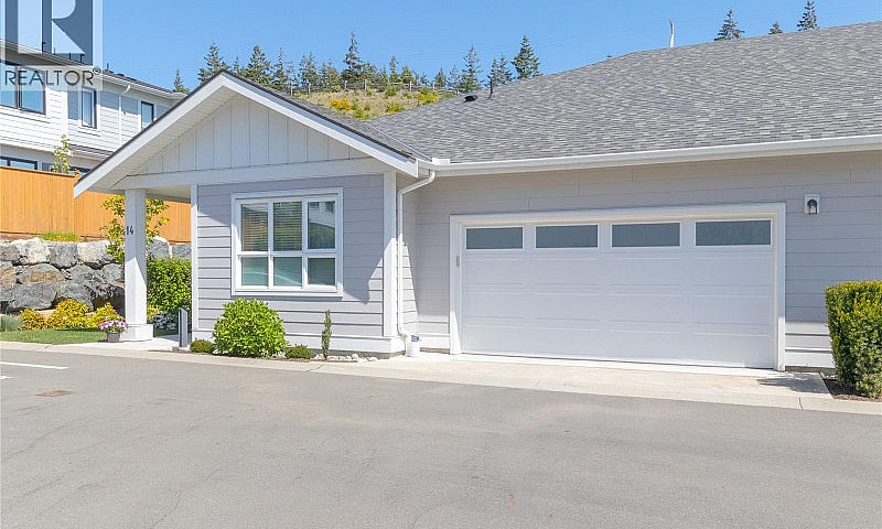 Luxury 2-Bed Rancher...