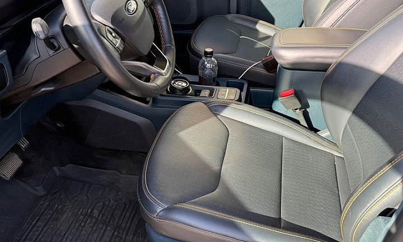 2025 Ford Maverick T...